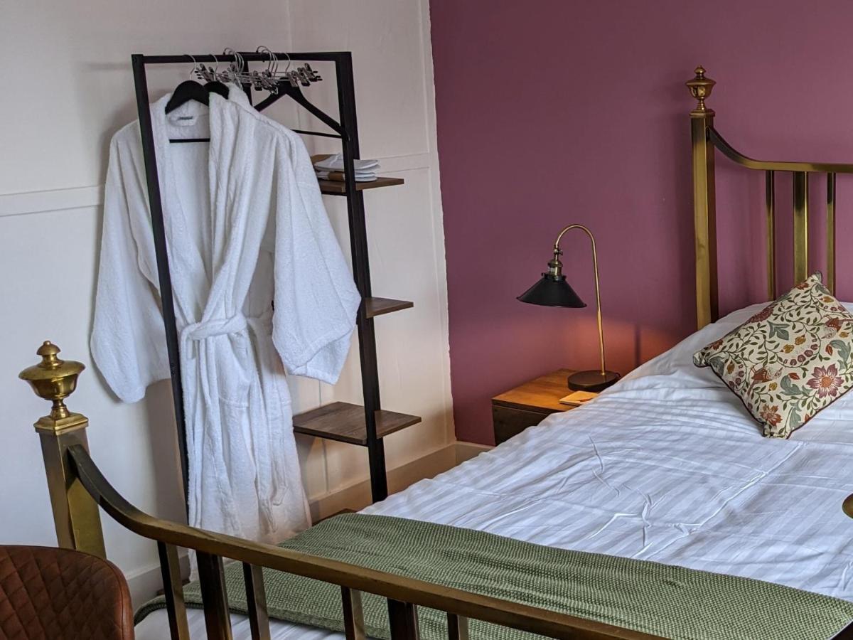Cowpers Oak Bed & Breakfast Olney Екстериор снимка